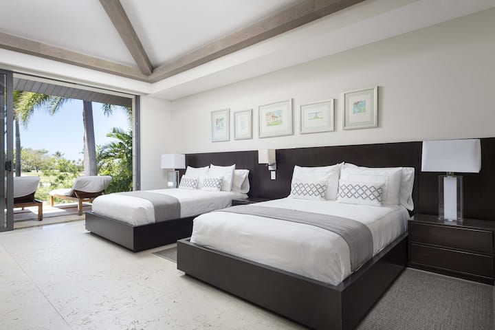 Საძინებელი 4, აივნით