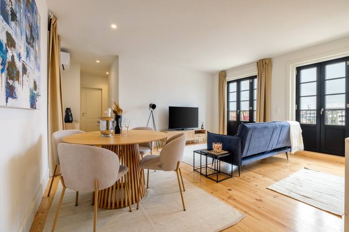 Art Deco 42 Luxury 2br Apartment Downtown Metro Ac gallery image 5