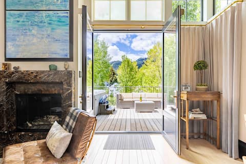 Alpine Rowhouse - Boutique Luxury in Town