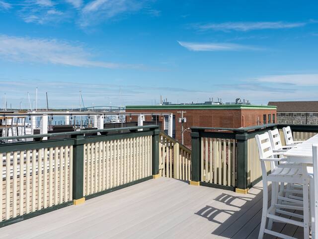 Downtown Harbor View gallery image 2