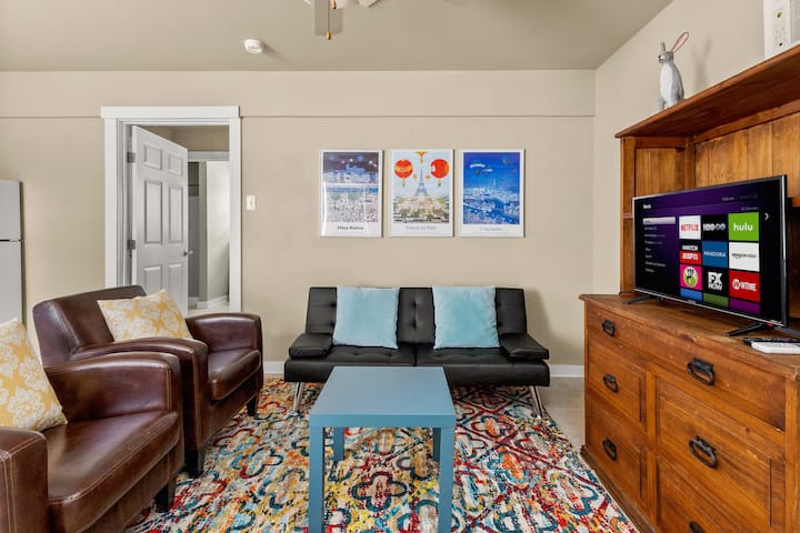 Pet-friendly Bungalow | Walk To Downtown Seguin - Seguin, TX