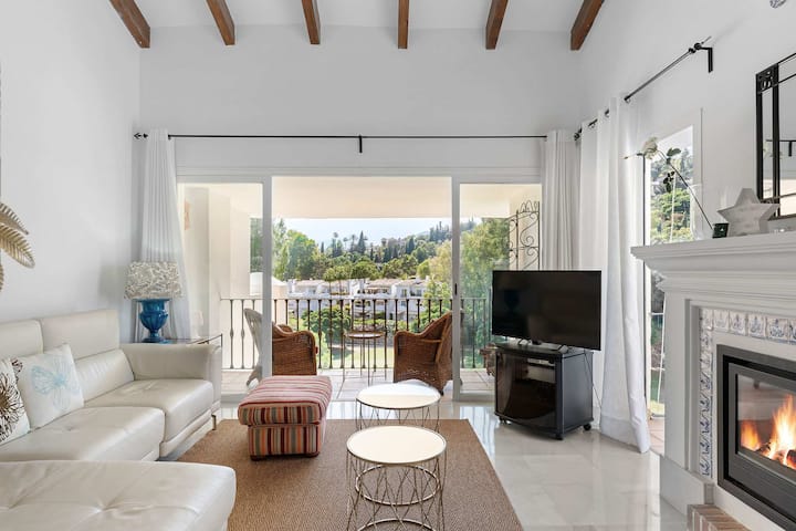 Stunning 2-bed Golfside Retreat - Benahavís