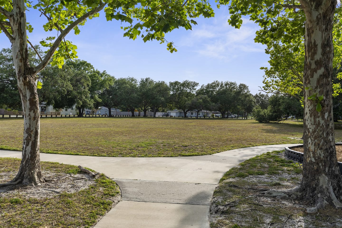Walkable Riverside Heights