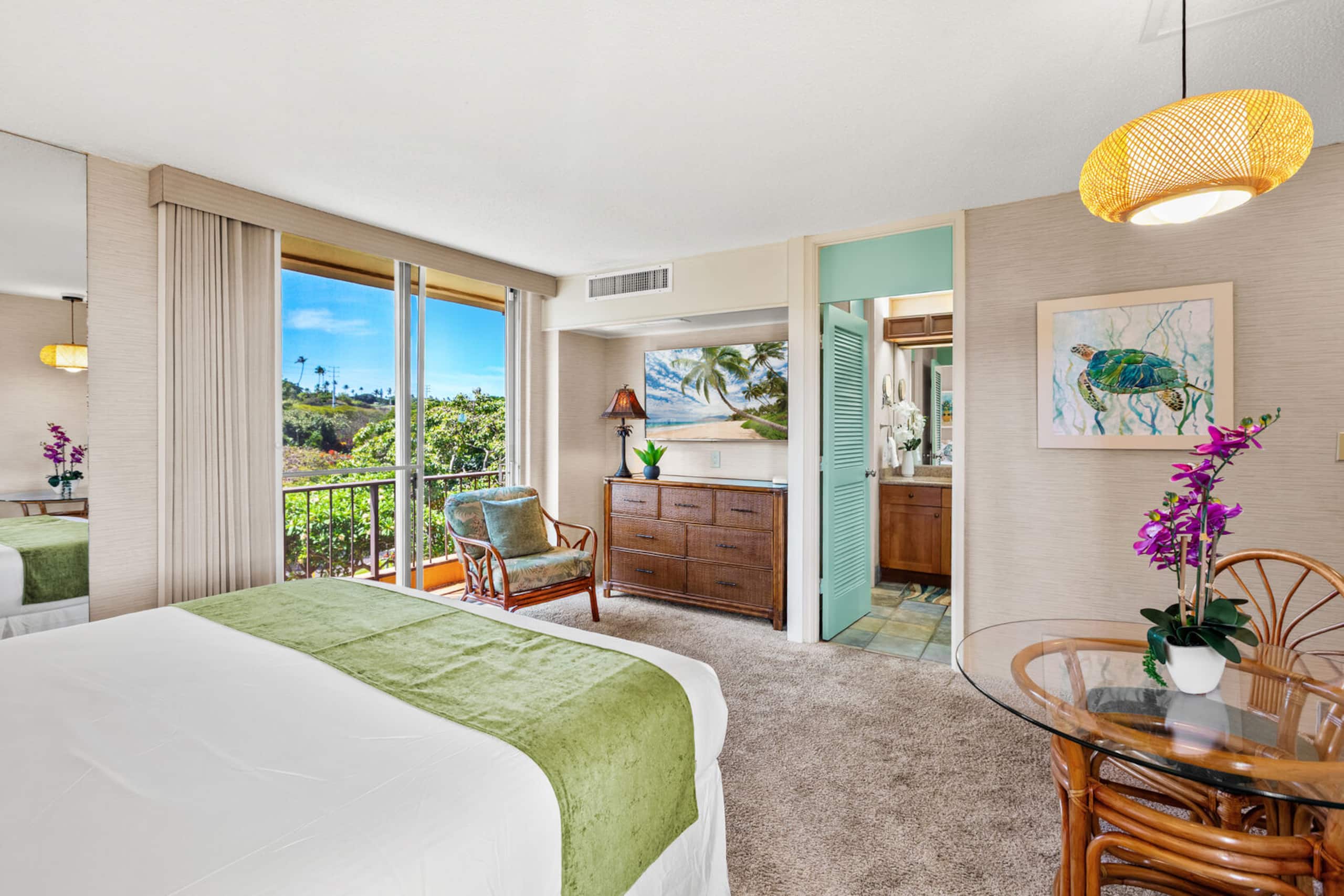 Condo in Lahaina · ★4.33 · 1 bedroom · 1 bed · 1 private bath - Image 3