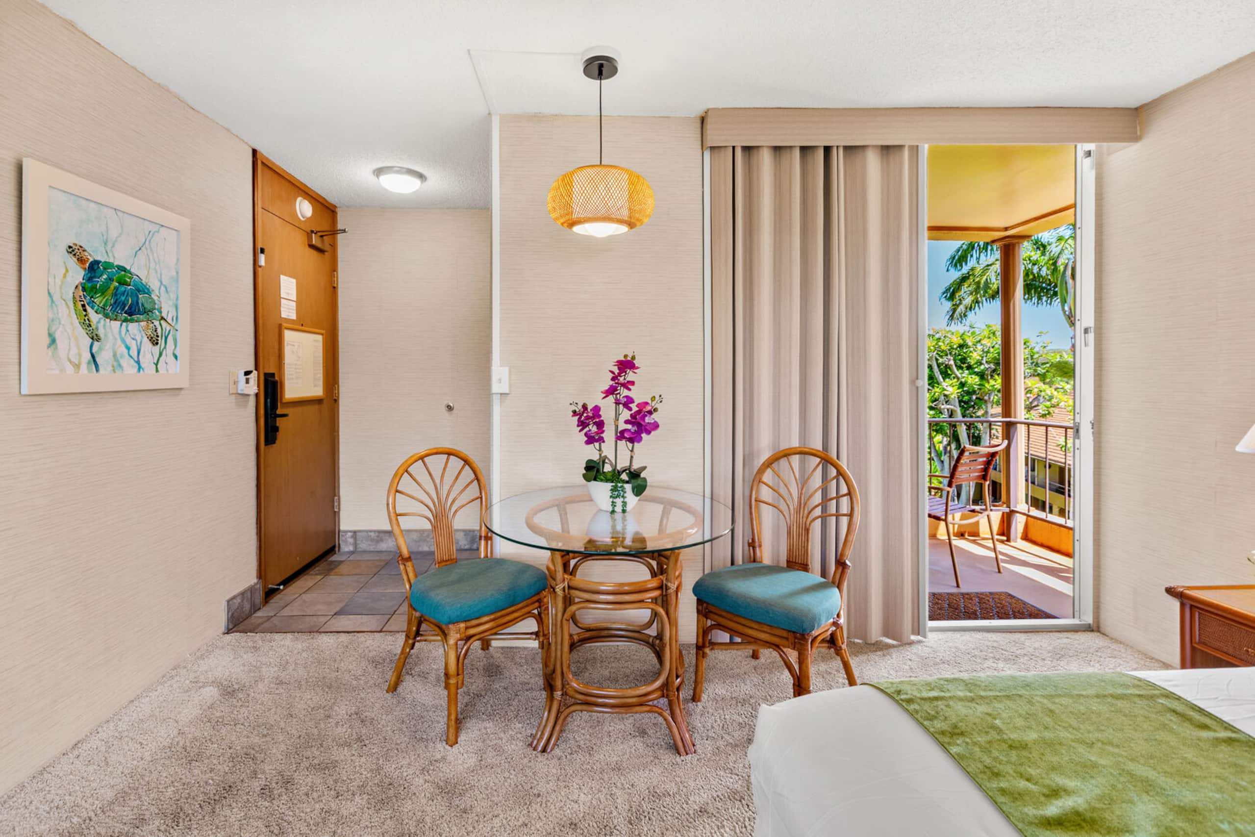 Condo in Lahaina · ★4.33 · 1 bedroom · 1 bed · 1 private bath - Image 8