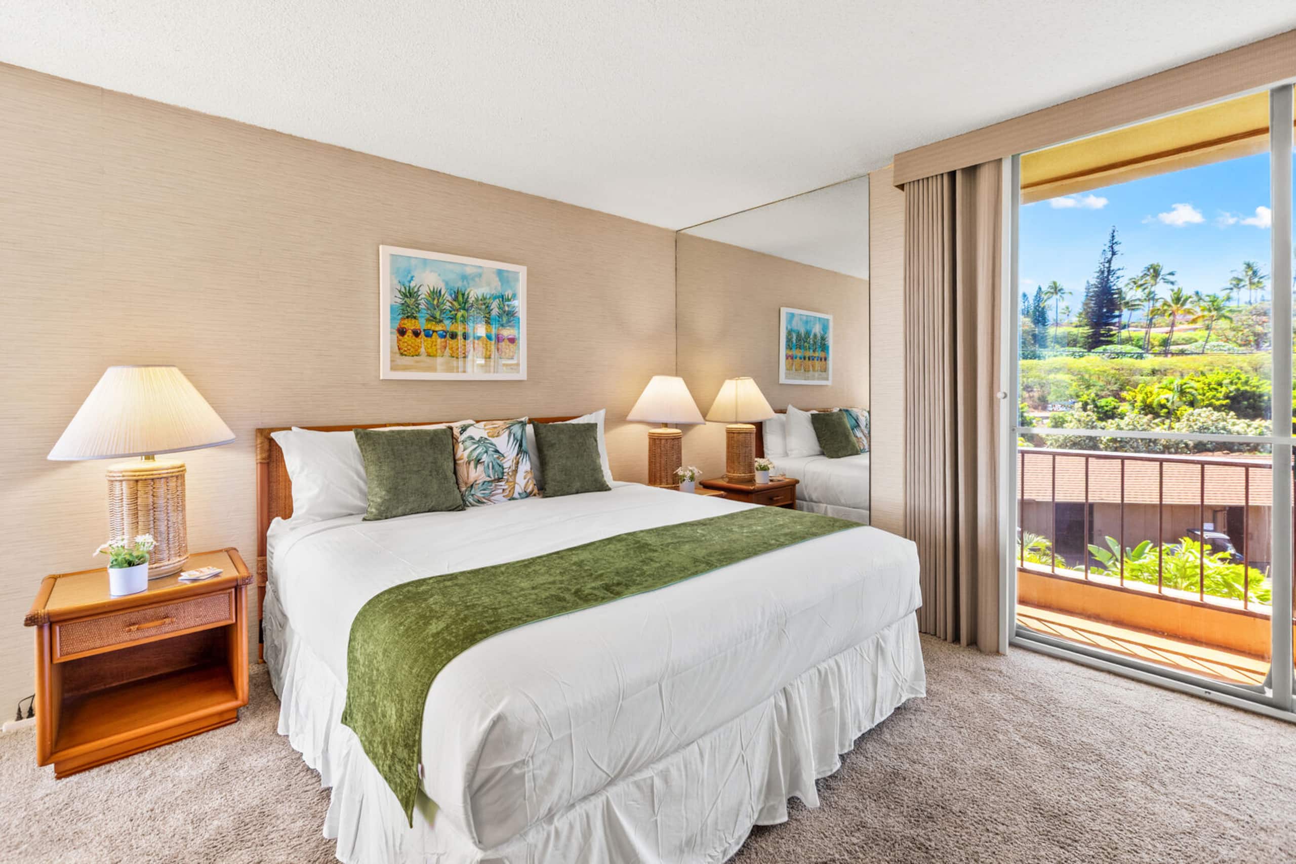 Condo in Lahaina · ★4.33 · 1 bedroom · 1 bed · 1 private bath - Image 4