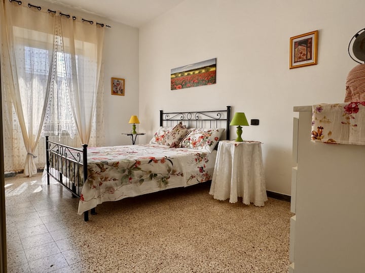 საძინებელი 1