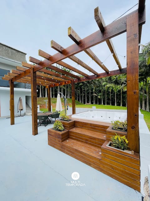 Zizo's Modern Ranch - Angelina/SC