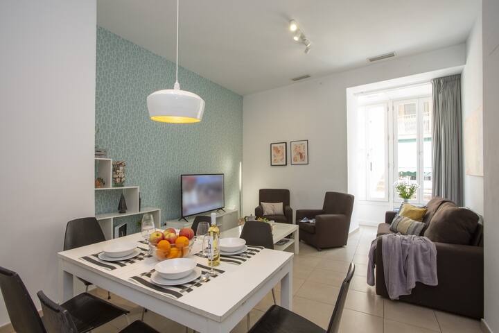 Bright and central, ideal city break Valencia