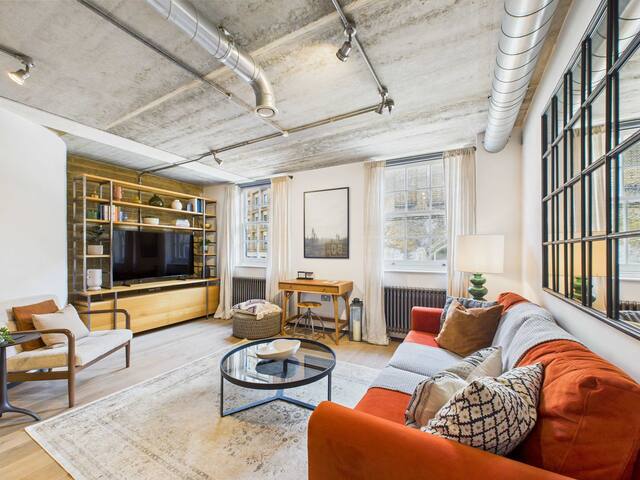 Contemporary and Industrial Apartment in Southwark gallery image 2