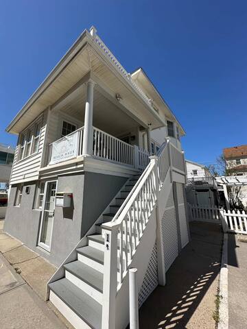 Beach Haus Vacations managed Airbnb listing 1