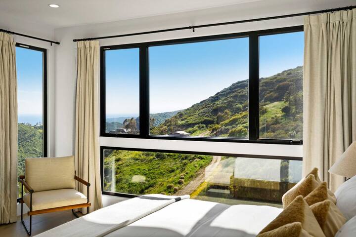 Samara by Stay Awhile Villas gallery image 2