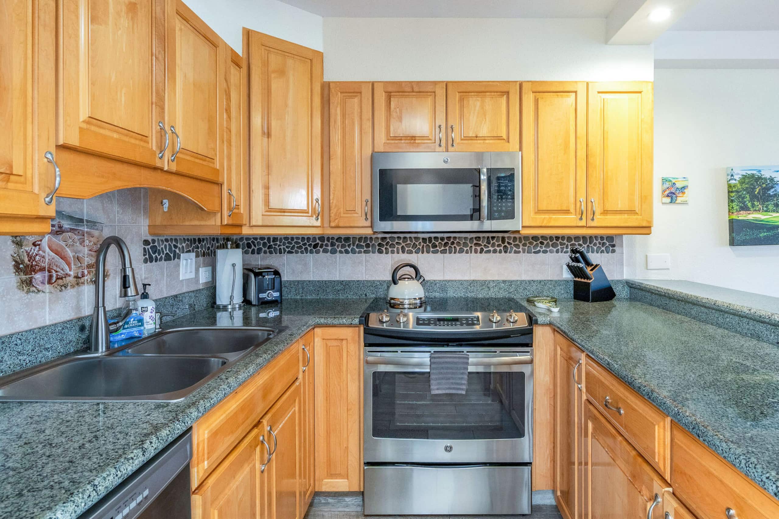 Condo in Kihei · ★4.75 · 1 bedroom · 1 bed · 2 private baths - Image 17