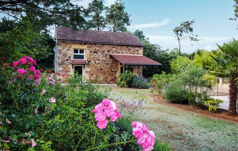 Nice home in Montcabrier