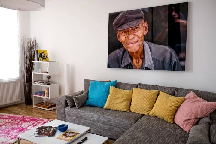 Boutique Garden Apartment 1 gallery image 5