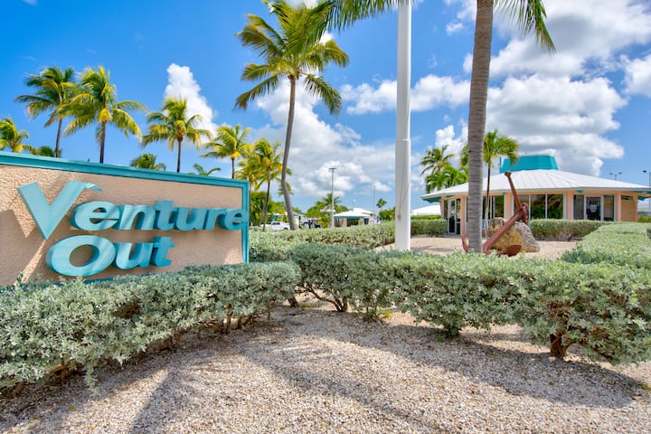 The Diving Dolphin #268 - Ocean Views, Kayaks! - Houses for Rent