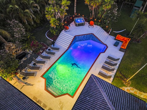 7000sf Mansion w/ Pool/Gameroom/Theater - N