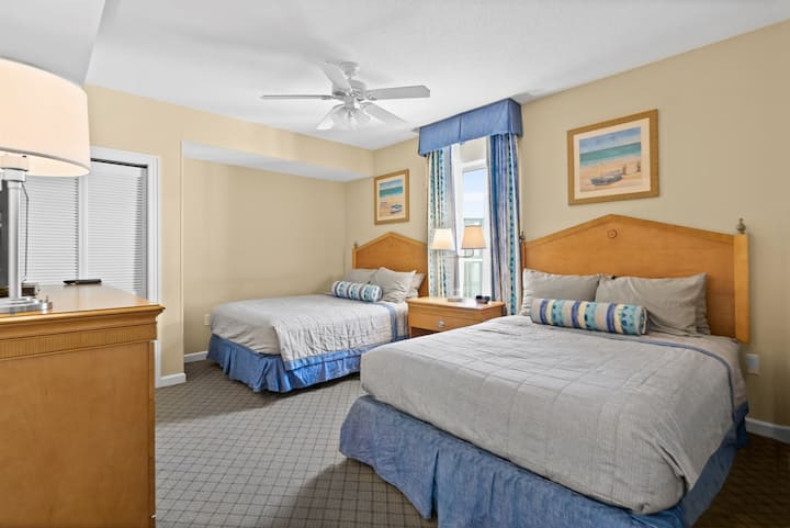 2nd Br- Queen beds 
