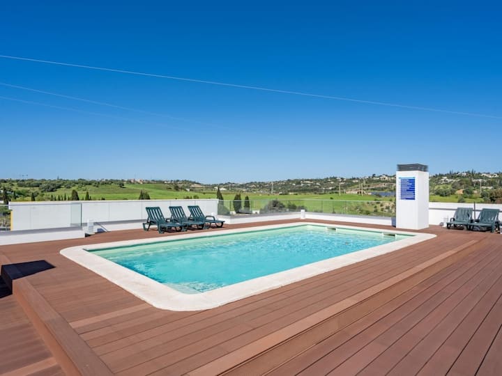 Rooftop Pool, Balcony And Ac - Lagos