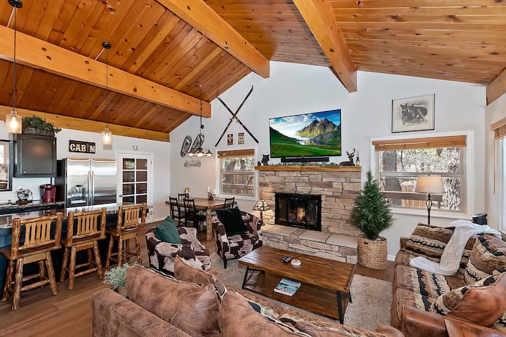 Alpine Experience!hot Tub!pet Friendly!central Ac! - Big Bear Lake, CA
