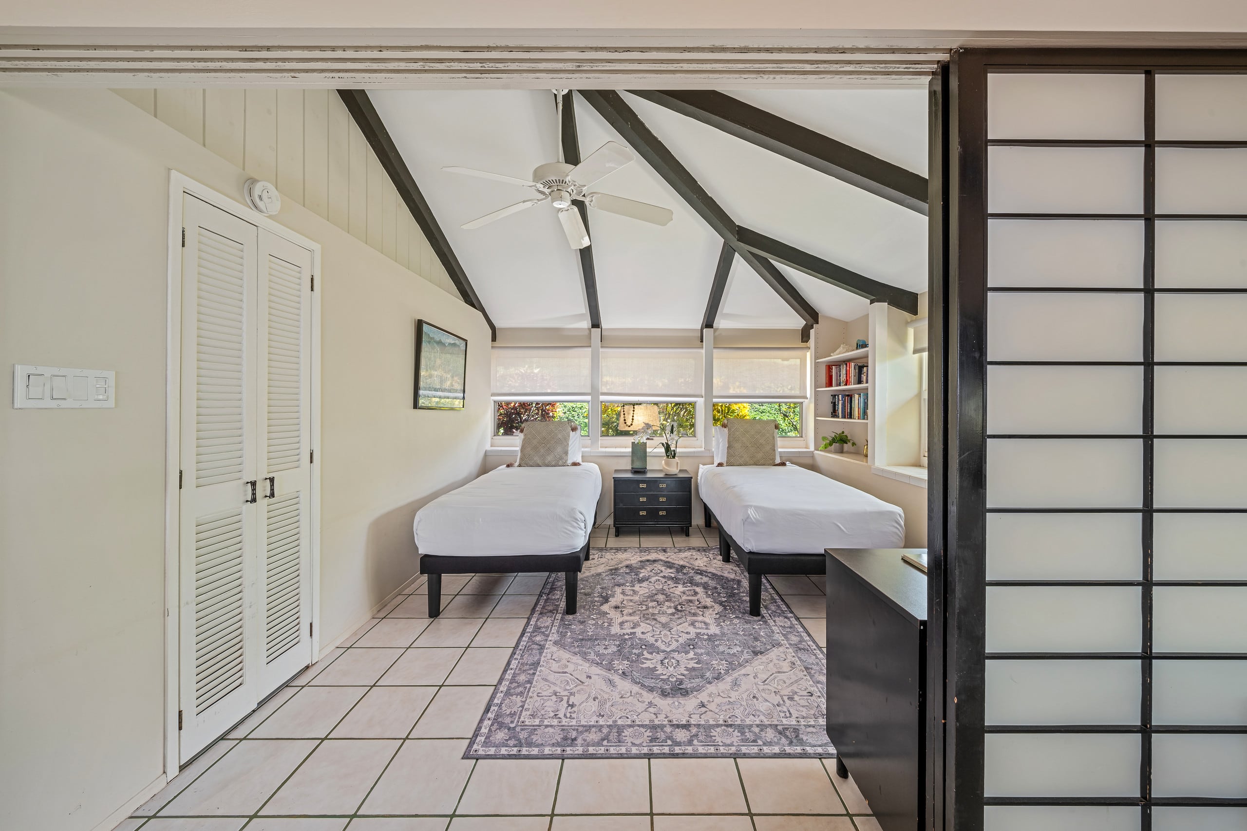 Condo in Lahaina · ★4.78 · 2 bedrooms · 4 beds · 2 baths - Image 20