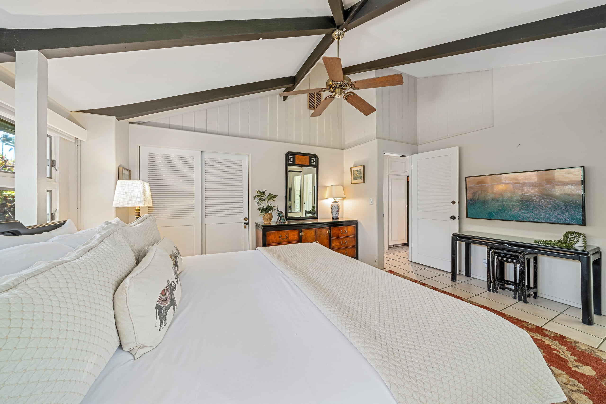 Condo in Lahaina · ★4.78 · 2 bedrooms · 4 beds · 2 baths - Image 18