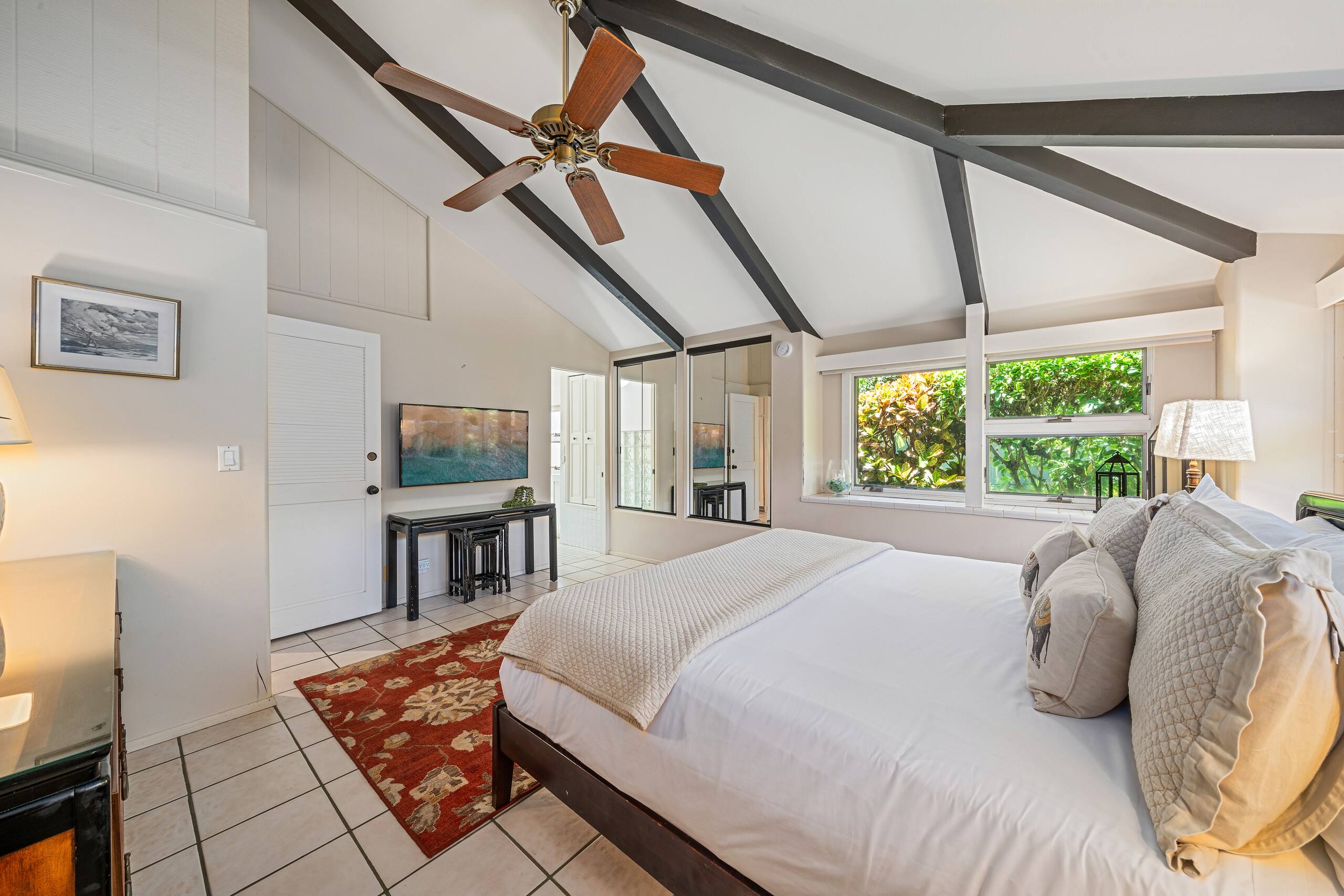 Condo in Lahaina · ★4.78 · 2 bedrooms · 4 beds · 2 baths - Image 16