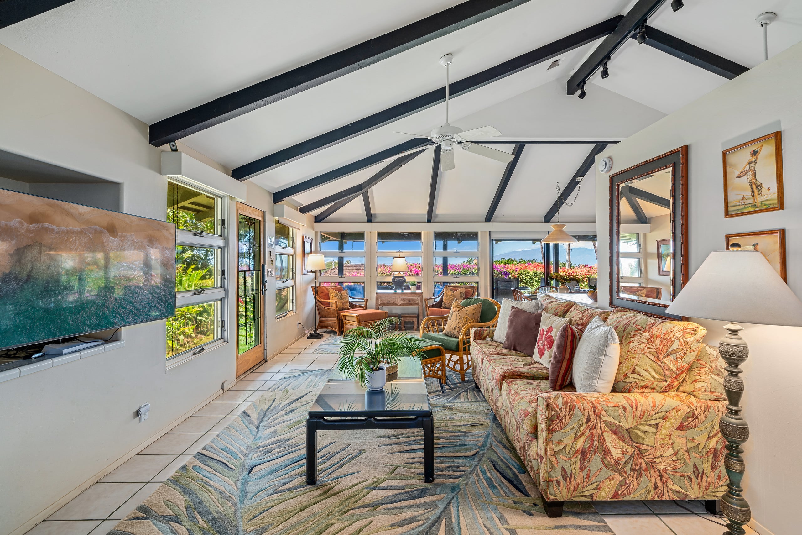 Condo in Lahaina · ★4.78 · 2 bedrooms · 4 beds · 2 baths - Image 3