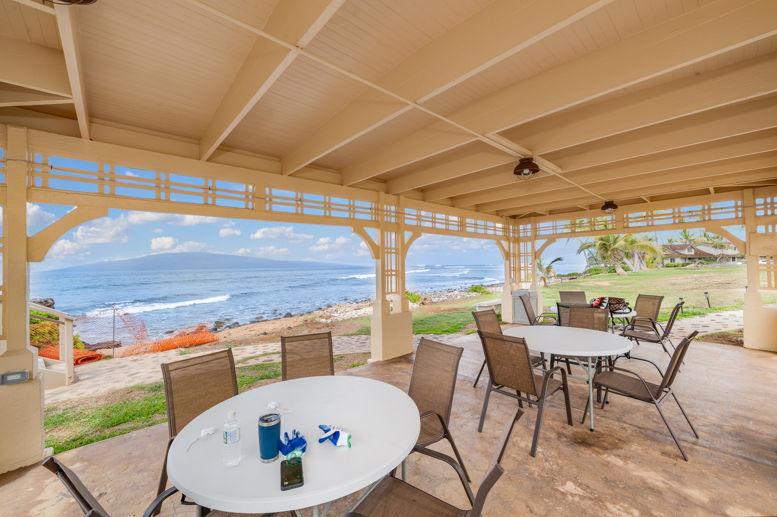 Townhouse in Lahaina · ★5.0 · 3 bedrooms · 5 beds · 2 baths - Image 35