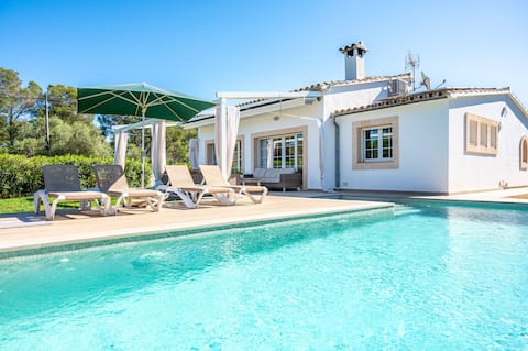 Can Lluis by Mallorca House Rent