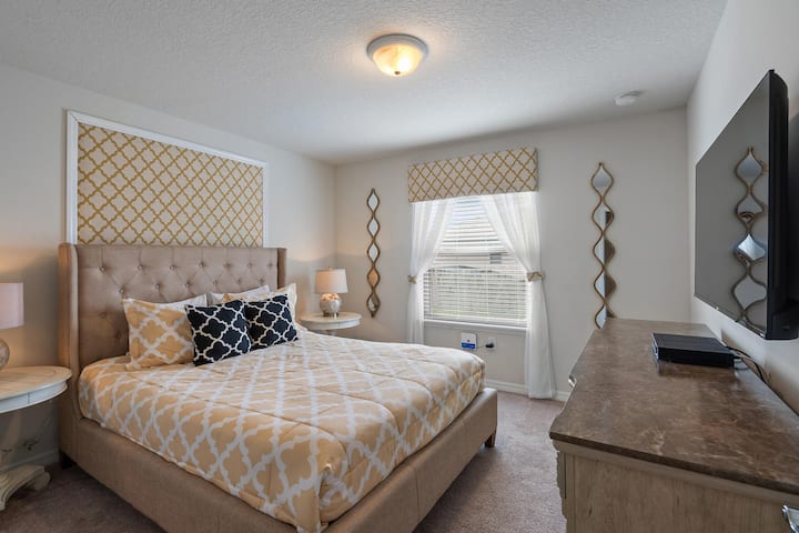 Dhomë gjumi dopio "queen" 3 kate më lart