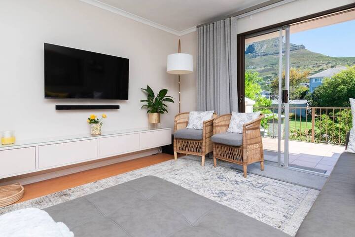 Table Mountain Bliss From The Patio gallery image 3