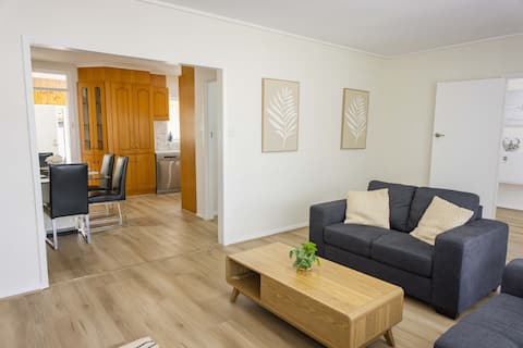 Newly Renovated 3 -Bedroom House in Werribee CBD