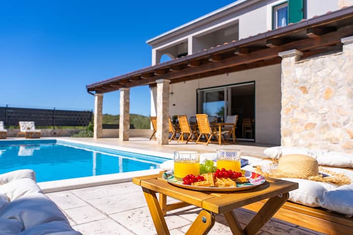 Villa Admiral Your Idyllic Retreat In Rural Area - Kroatien