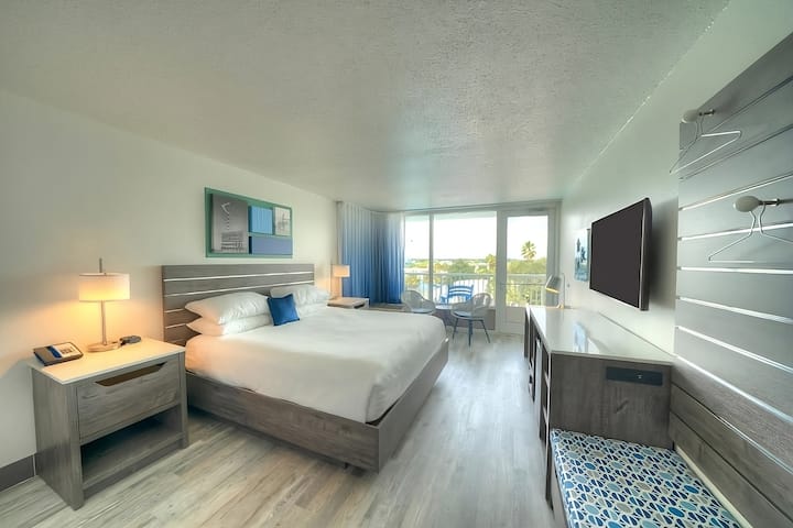 Tranquil Stay Near Indian Temple Mound Museum - Fort Walton Beach, FL