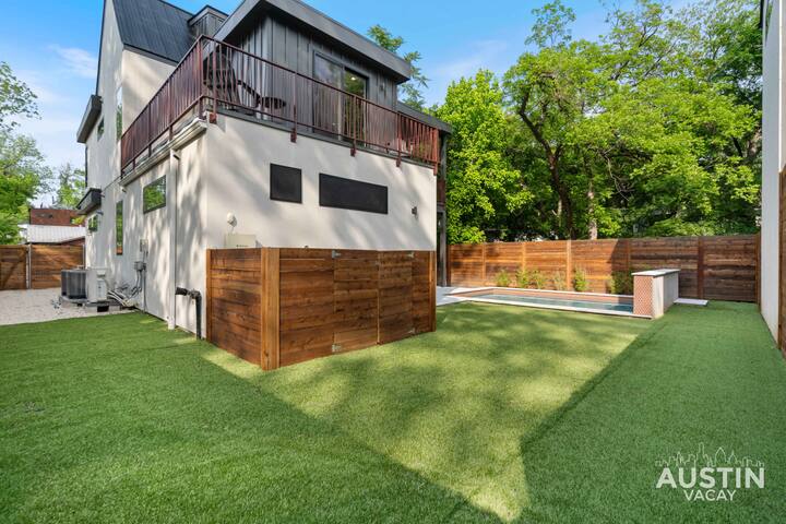 Walkable East Austin! Backyard Pool, Pet-Friendly gallery image 4