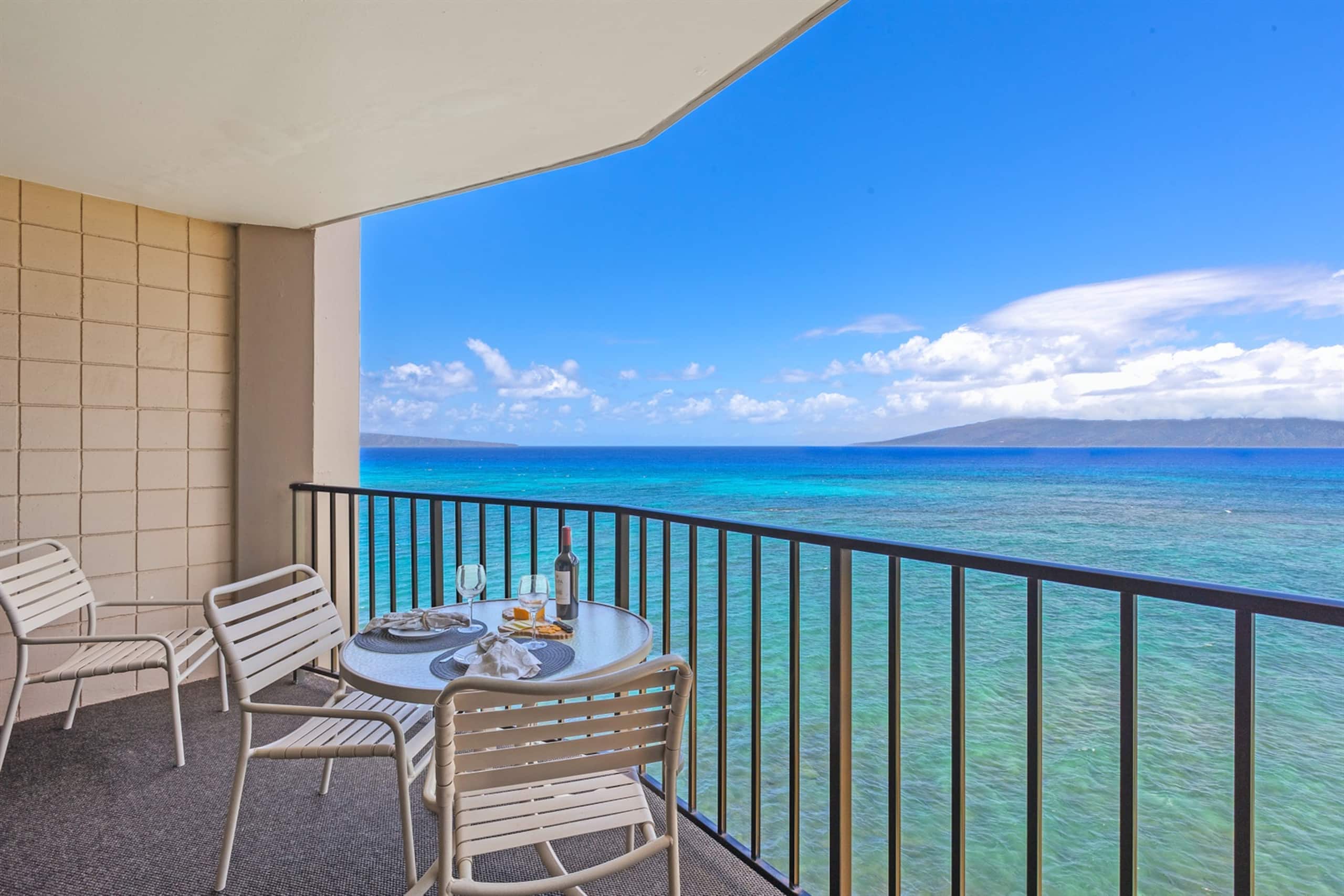 Condo in Lahaina · ★4.94 · 1 bedroom · 2 beds · 1 bath - Image 25