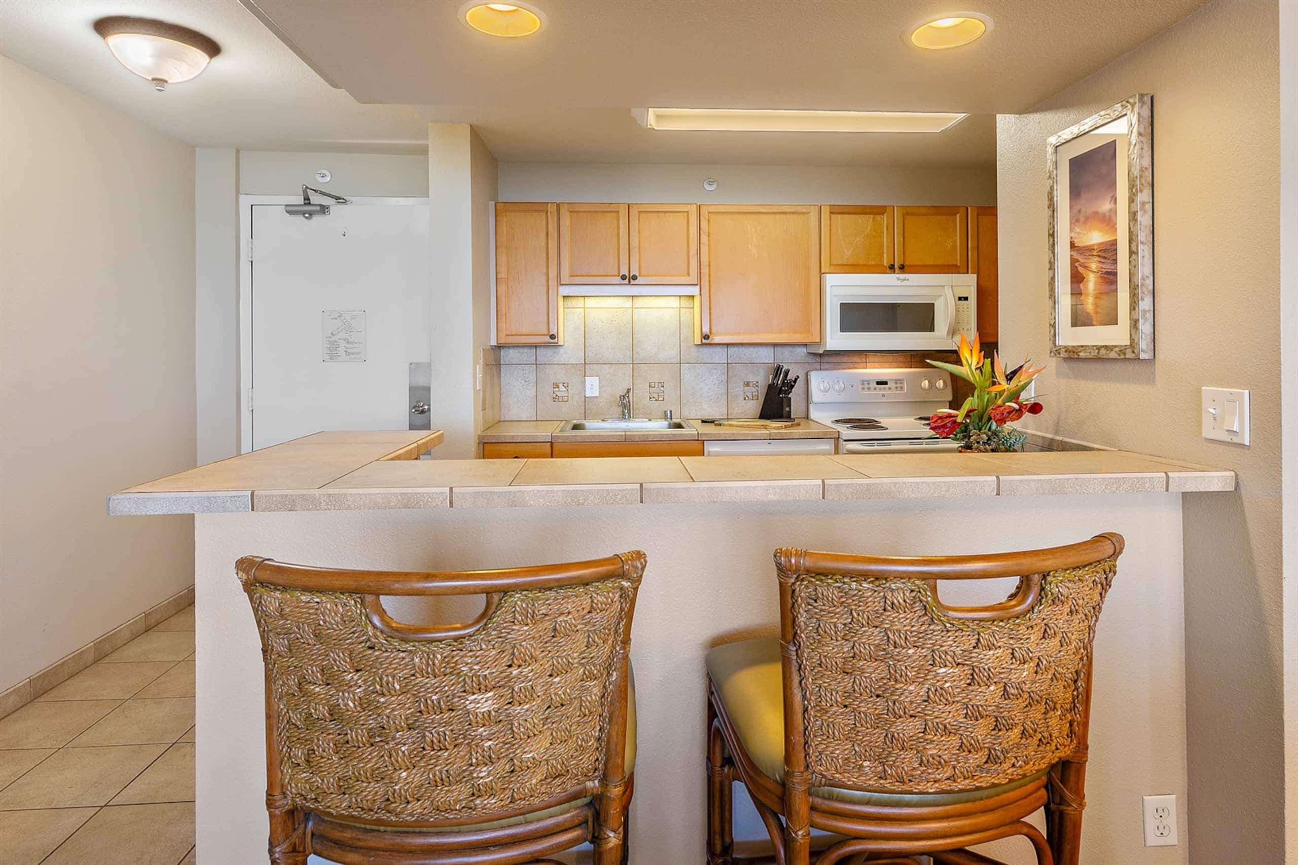 Condo in Lahaina · ★4.94 · 1 bedroom · 2 beds · 1 bath - Image 14