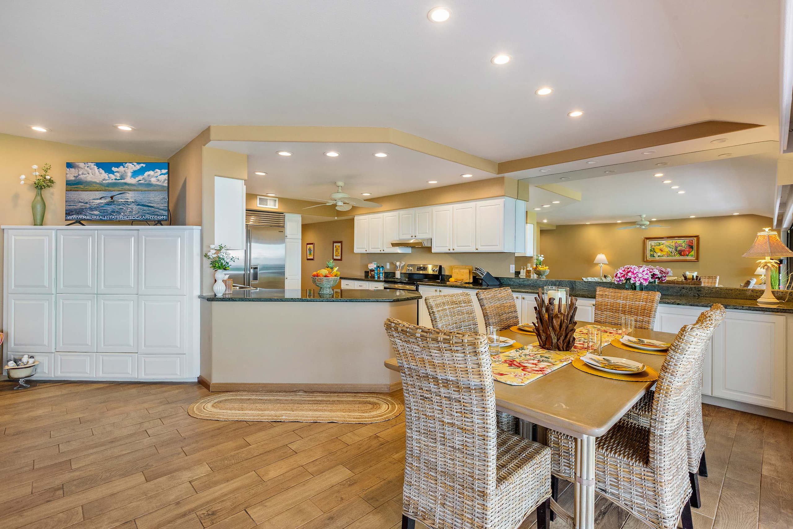 Townhouse in Lahaina · ★5.0 · 4 bedrooms · 4 beds · 4 baths - Image 13