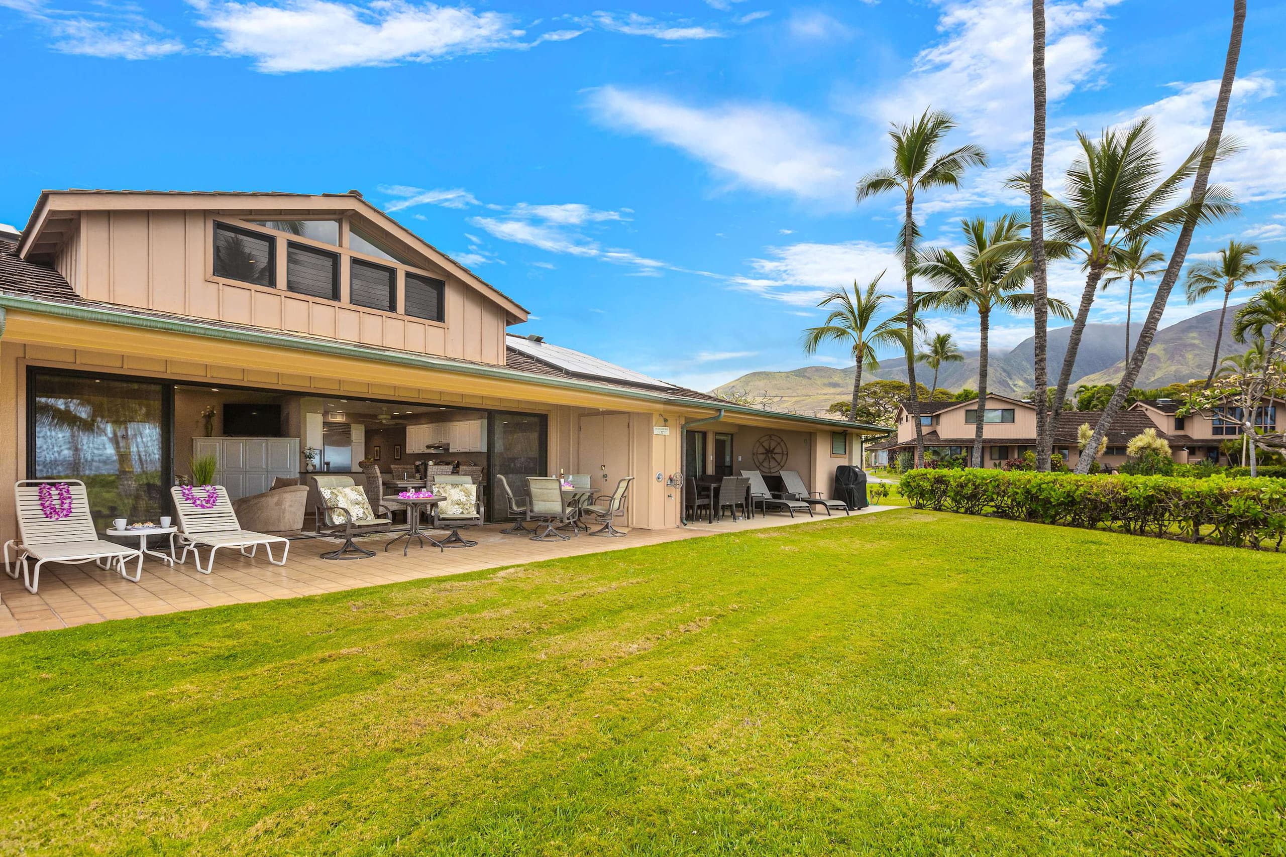 Townhouse in Lahaina · ★5.0 · 4 bedrooms · 4 beds · 4 baths - Image 8
