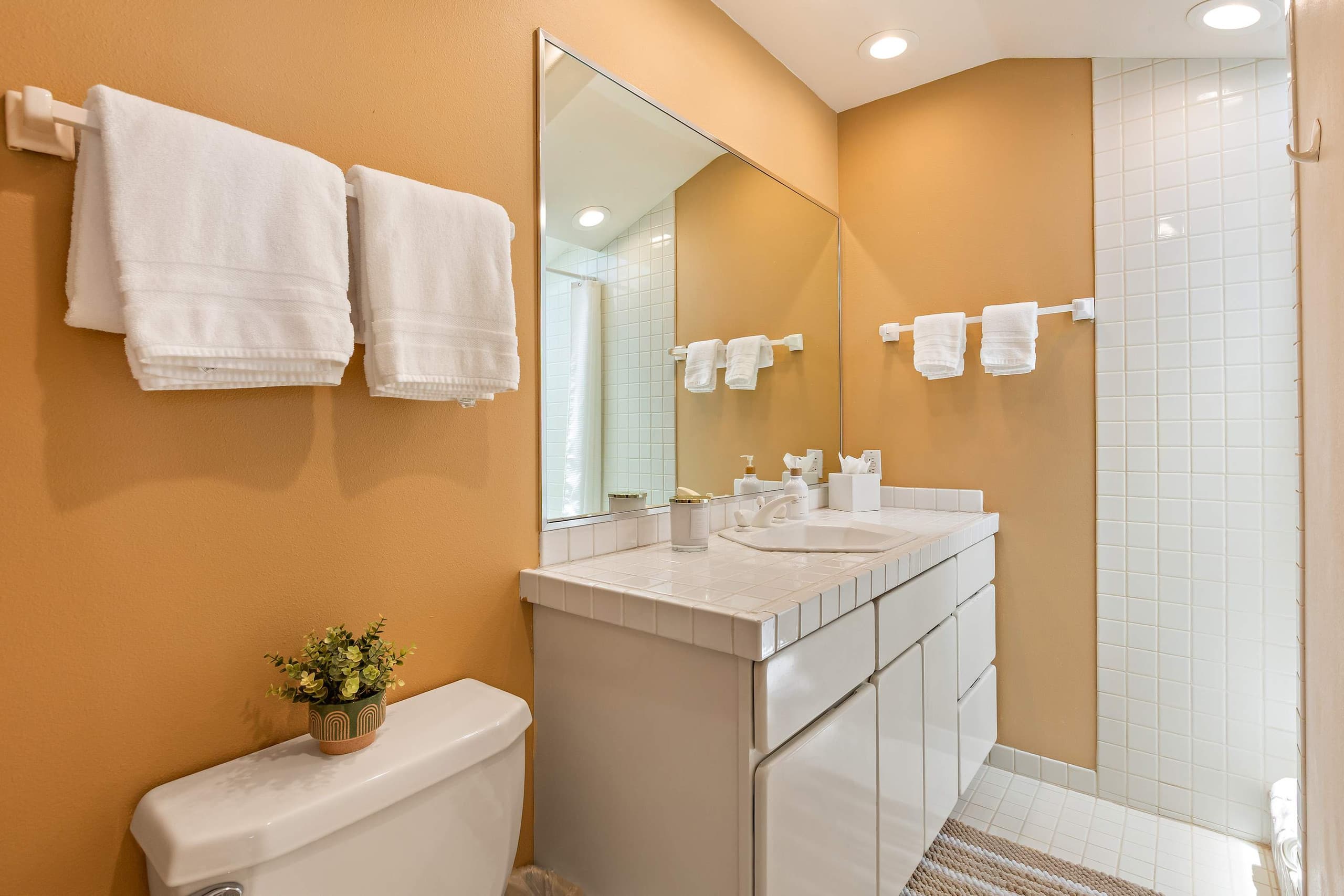 Townhouse in Lahaina · ★5.0 · 4 bedrooms · 4 beds · 4 baths - Image 37