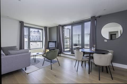 Terrace & Balcony with Wembley Stadium Views