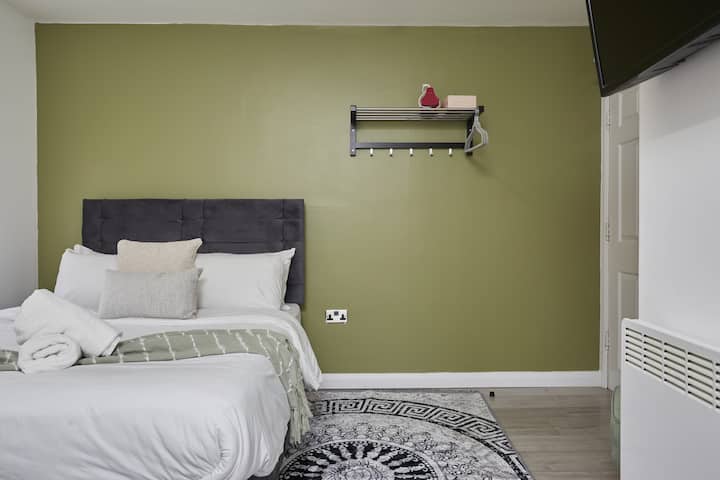 Town Centre-studio-economie-sdb Privée-vue Sur Rue - Huddersfield