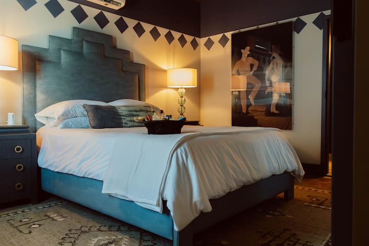 The20Hideout_TheHenry3-7