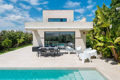 Sunrise House (La Herrada)