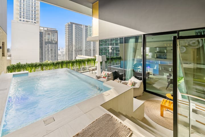 B L V D Holiday Homes managed Airbnb listing 3