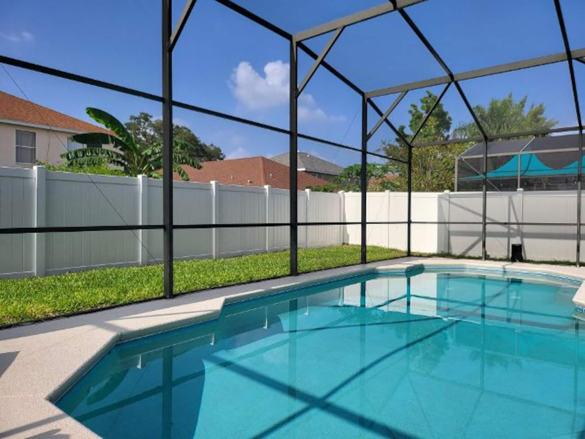 Deluxe pool home with games room, 2737 — foto 2