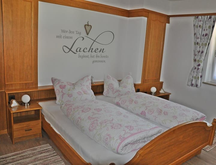 Ferienwohnung Wetterstein (Gästehaus Bergkristall) - Mittenwald