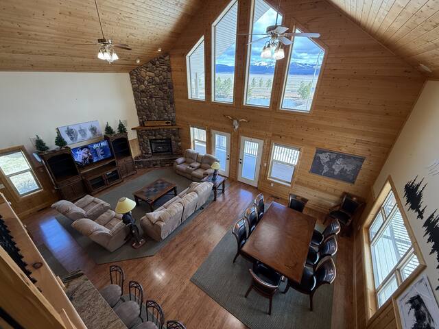 Island Park Cabins And Lodges managed Airbnb listing 1