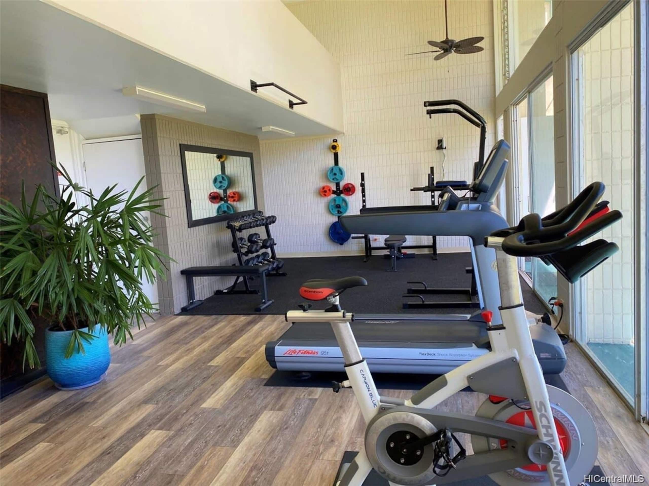 Condo in Hauula · ★4.49 · 1 bedroom · 6 beds · 1 private bath - Image 36